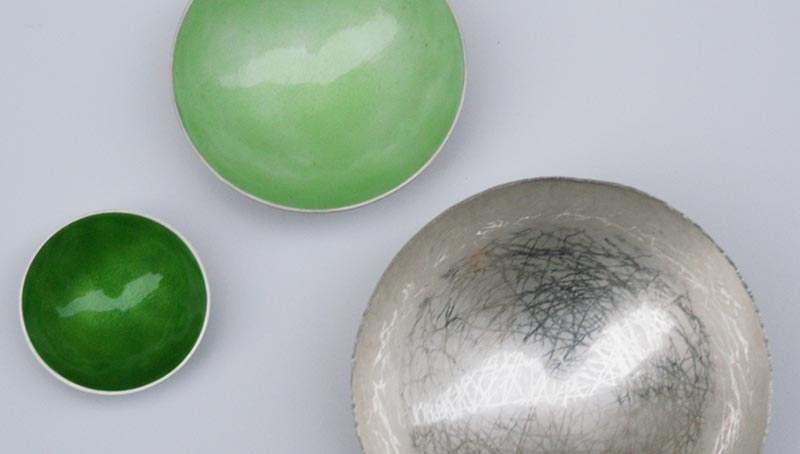Feueremaille Schmuck mit Emaille